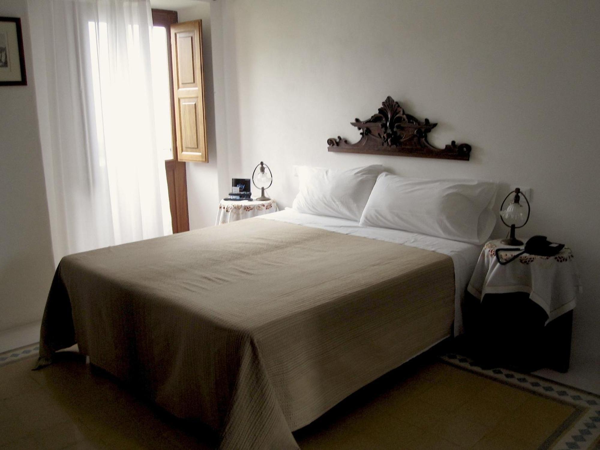 Hotel Santa Marina Antica Foresteria Santa Marina Salina Esterno foto