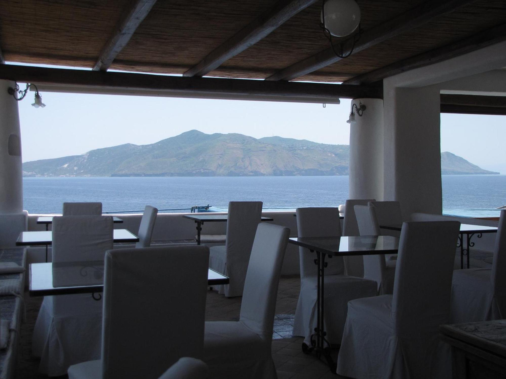 Hotel Santa Marina Antica Foresteria Santa Marina Salina Esterno foto