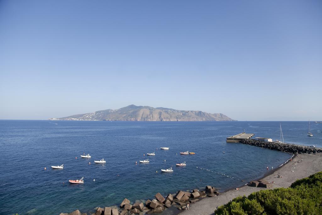 Hotel Santa Marina Antica Foresteria Santa Marina Salina Esterno foto