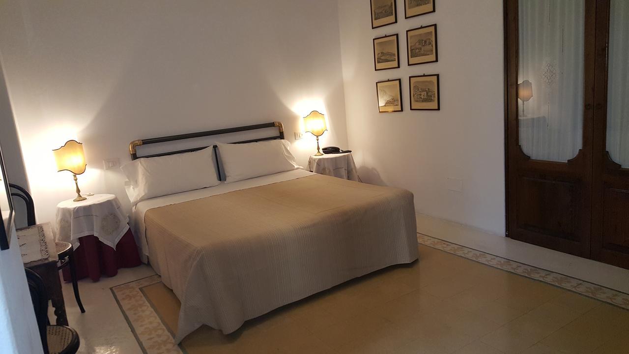 Hotel Santa Marina Antica Foresteria Santa Marina Salina Esterno foto